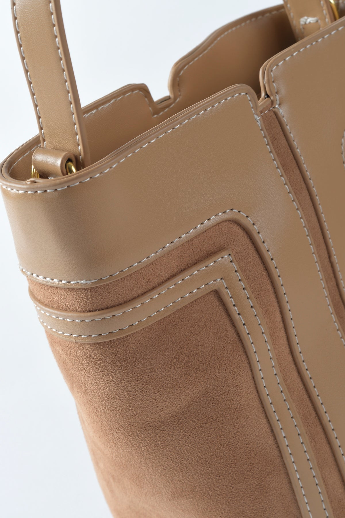 Jade Handbag in Camel by Maciele