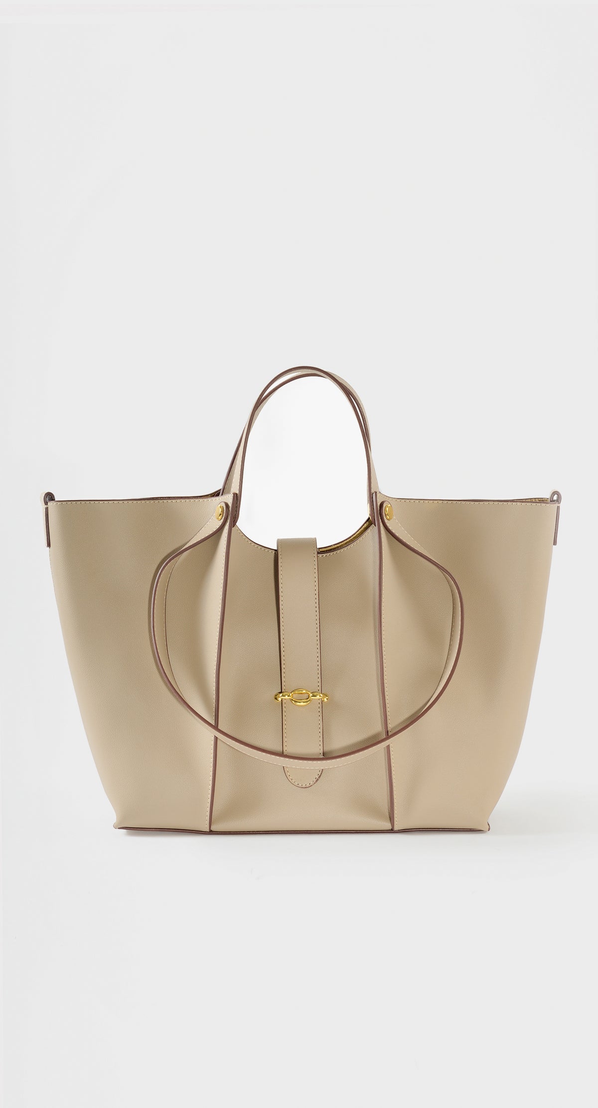 Classique Handbag in Beige by Maciele