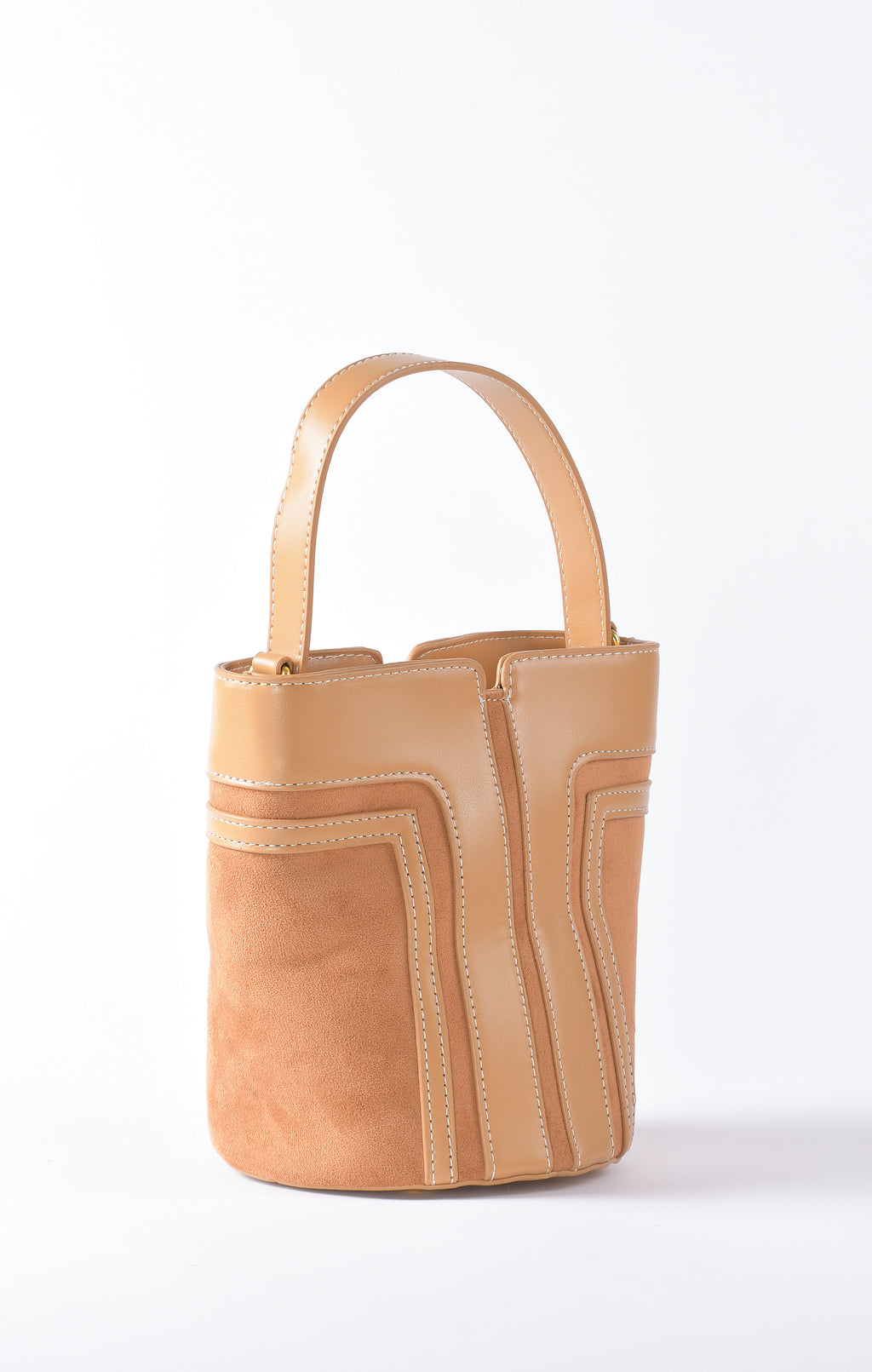Jade Handbag in White/brown by Maciele