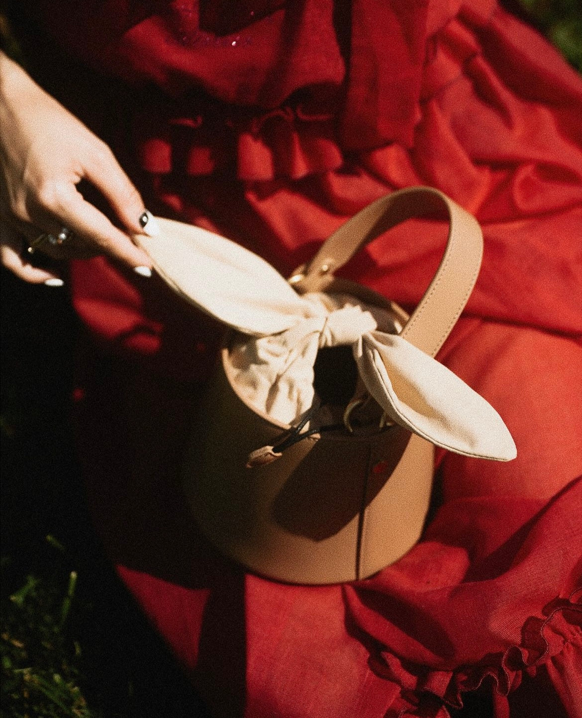 Opera Round Bag by Maciele, view 6
