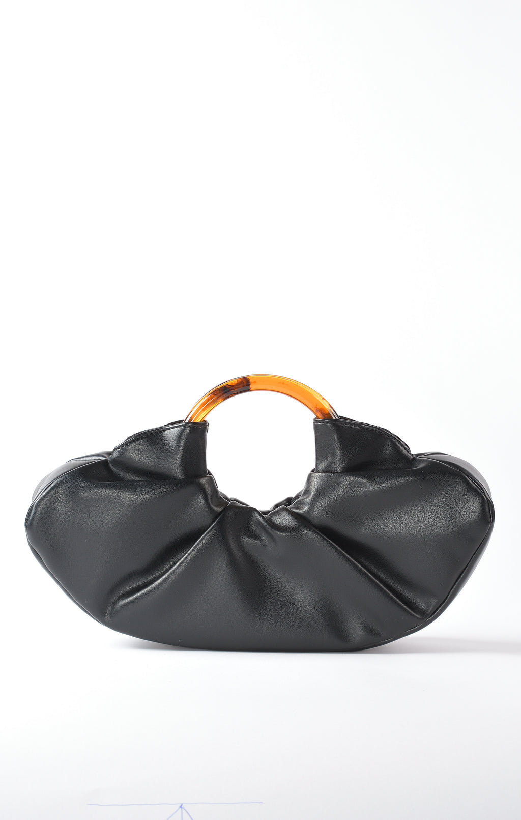 Serenata Handbag in Black by Maciele