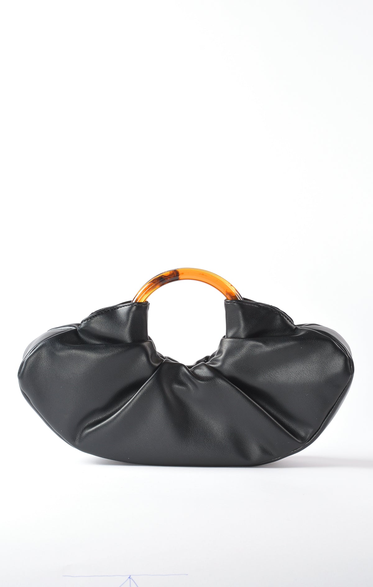 Serenata Handbag in Black by Maciele