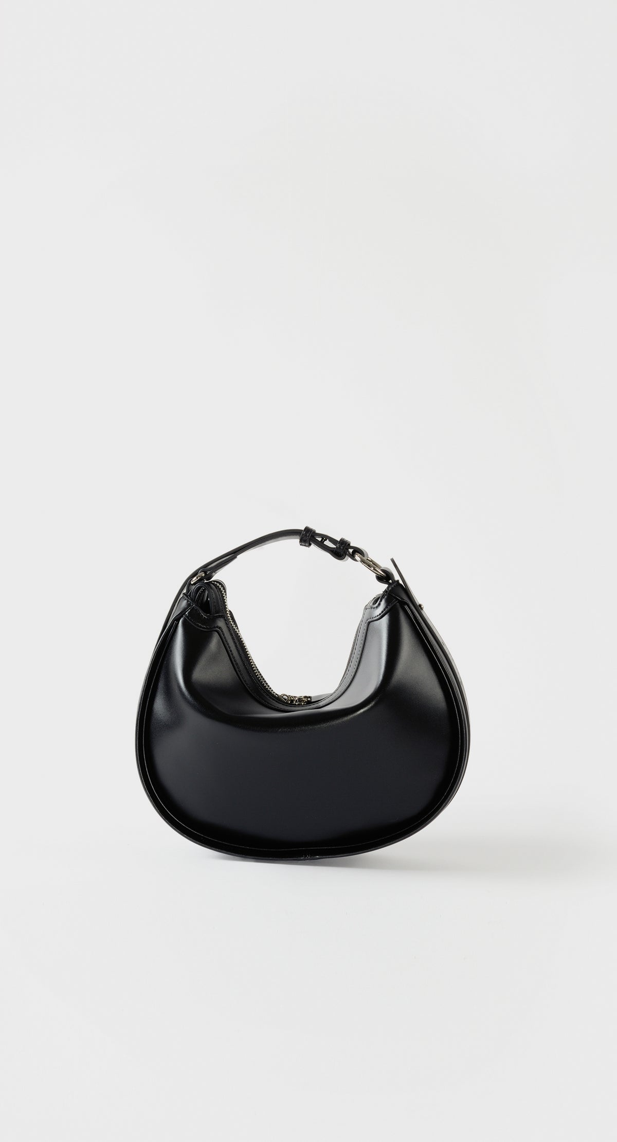 Facette Handbag in Black by Maciele