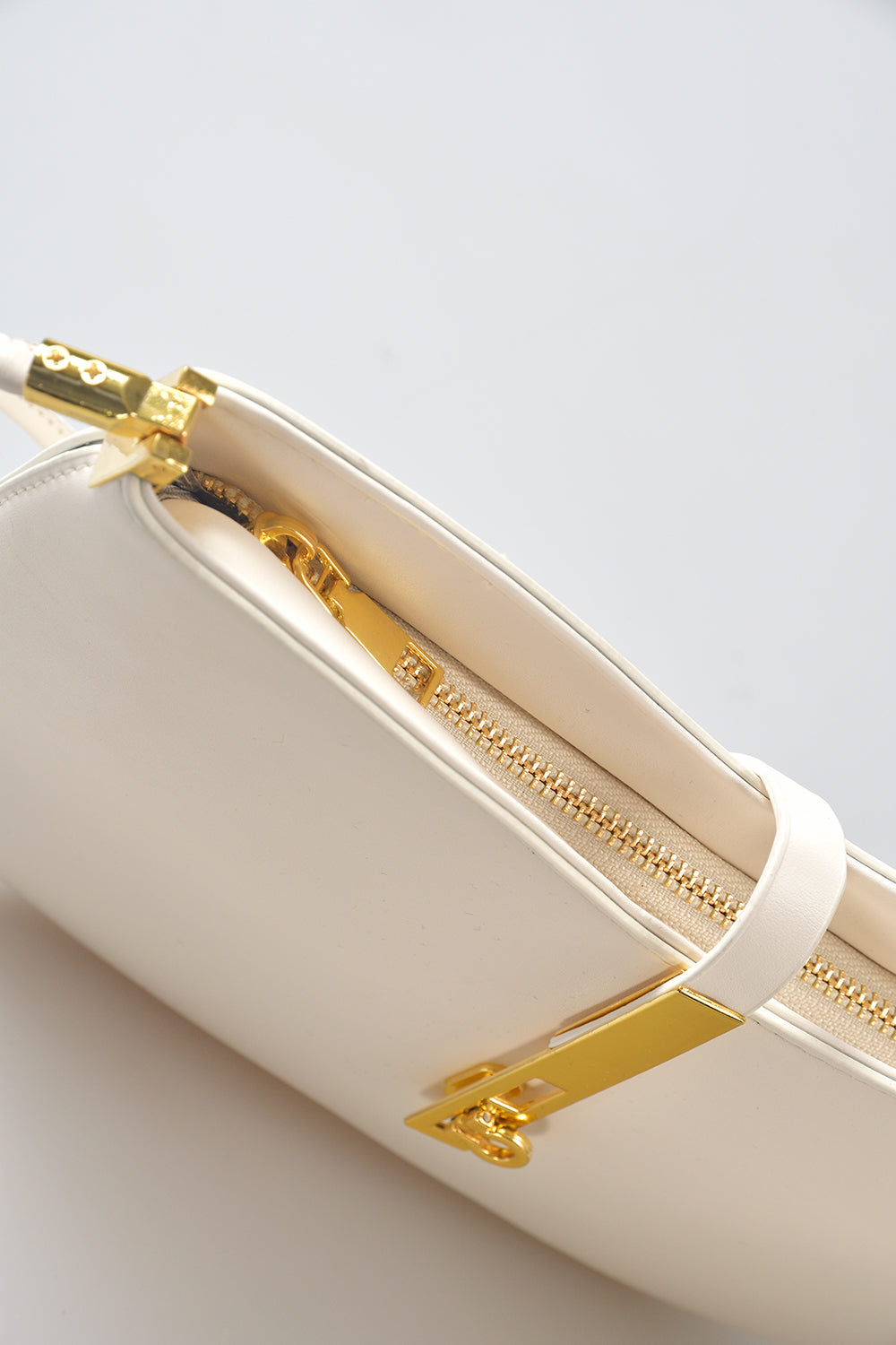 Aurelia Handbag by Maciele, detail 3