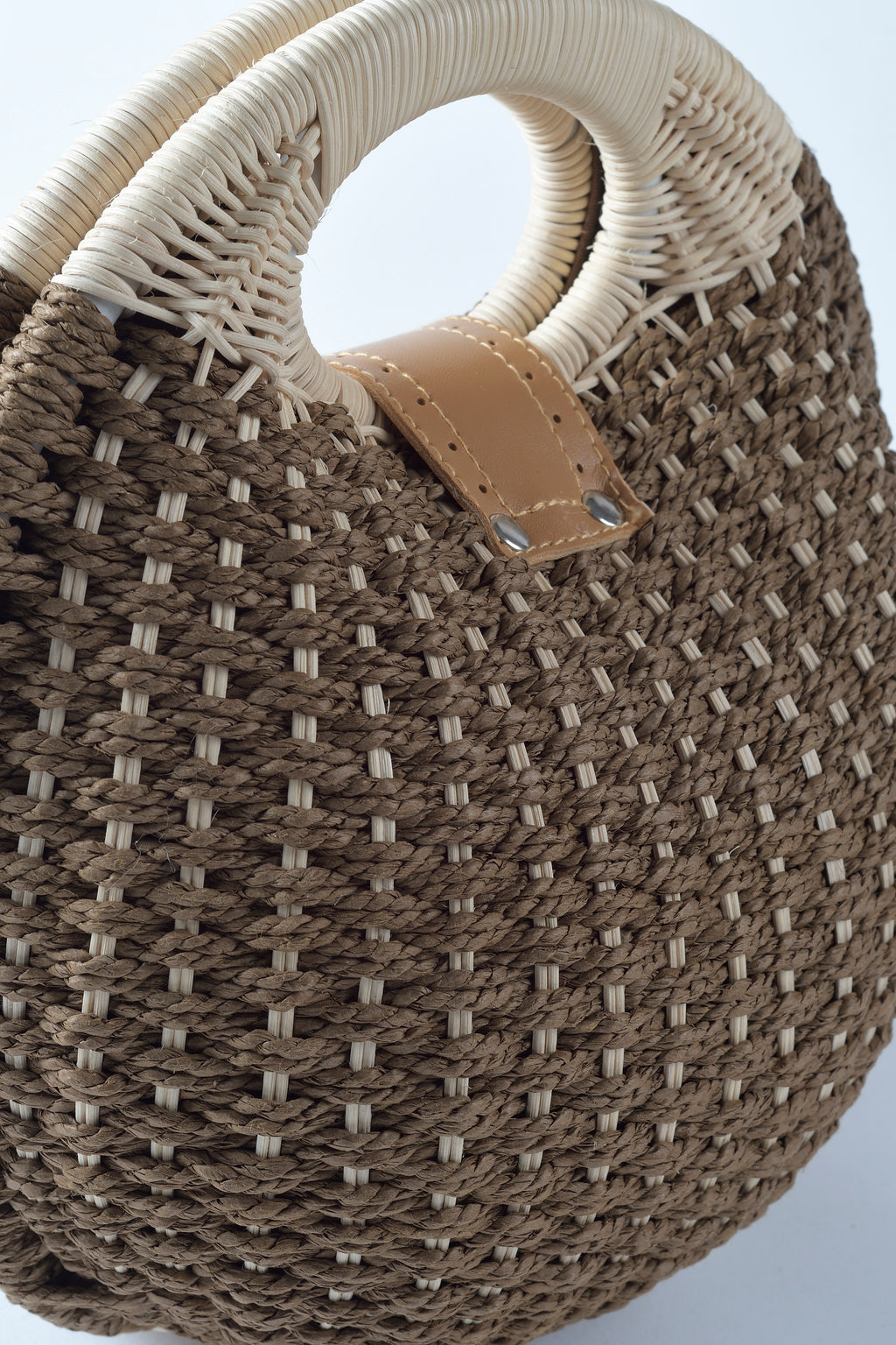 Zora Round Bag by Maciele, detail 1